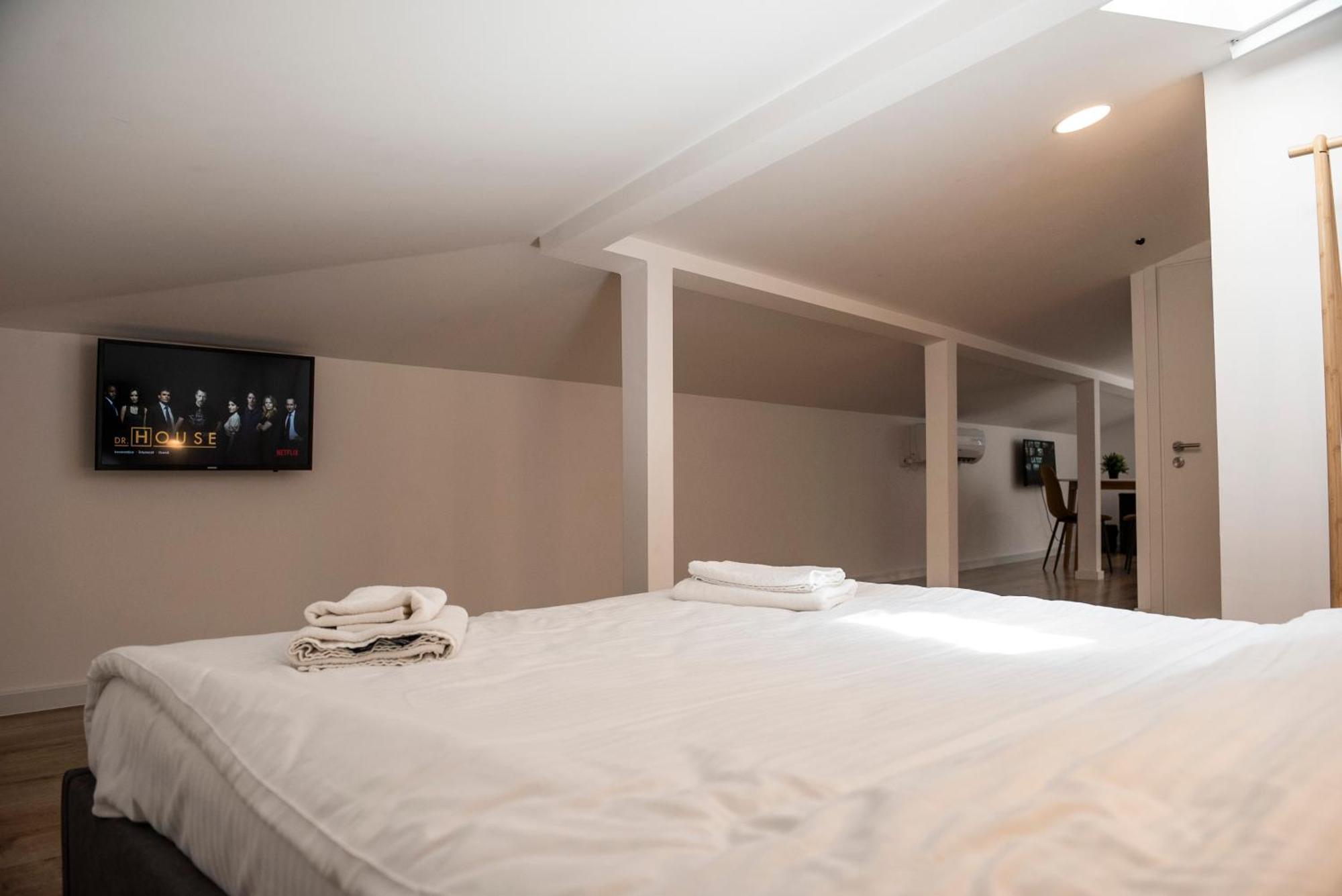 Lazynest Residence Bucharest Room photo