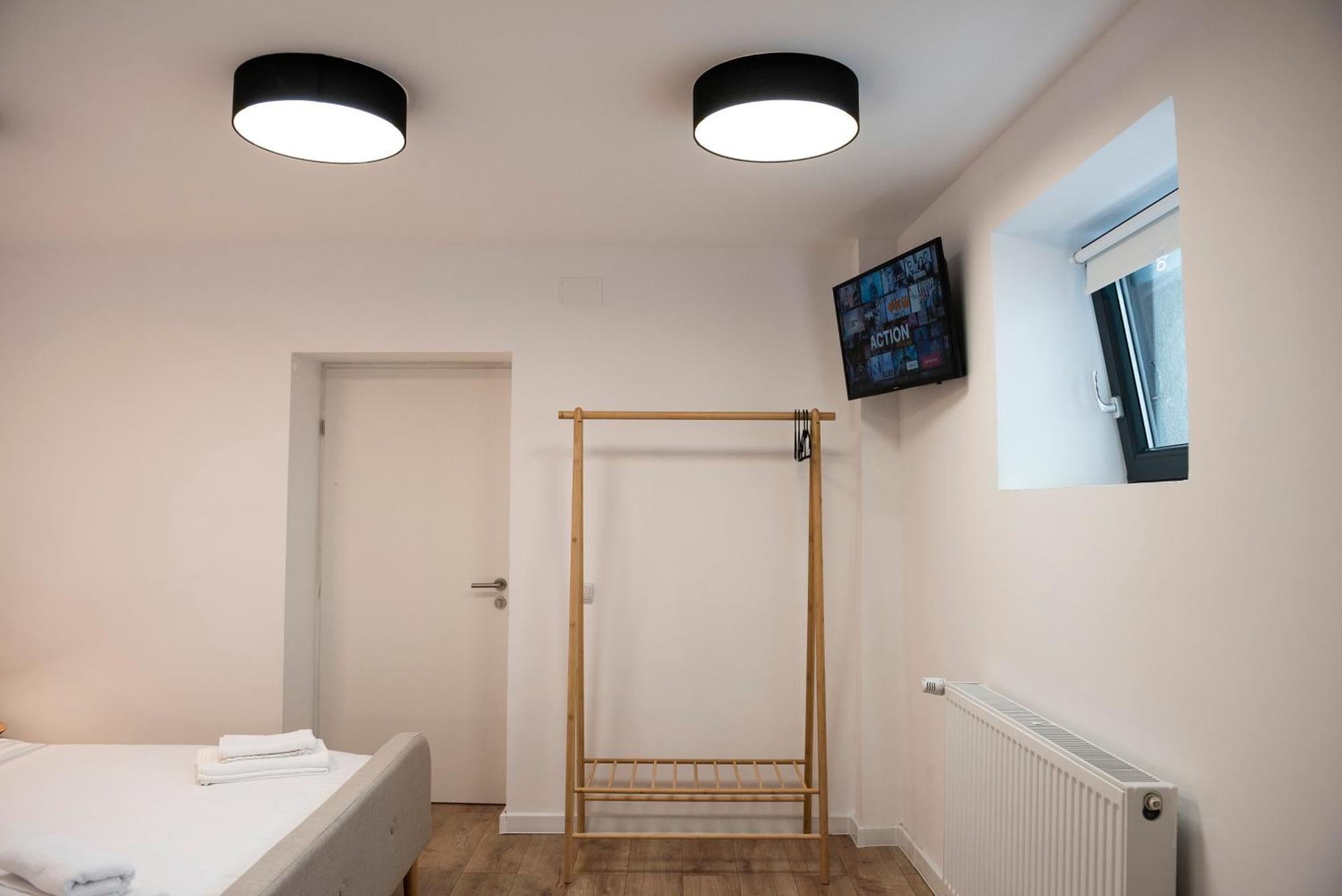 Lazynest Residence Bucharest Room photo