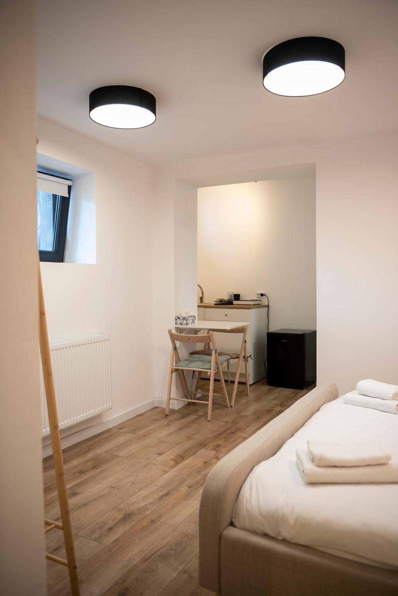 Lazynest Residence Bucharest Room photo