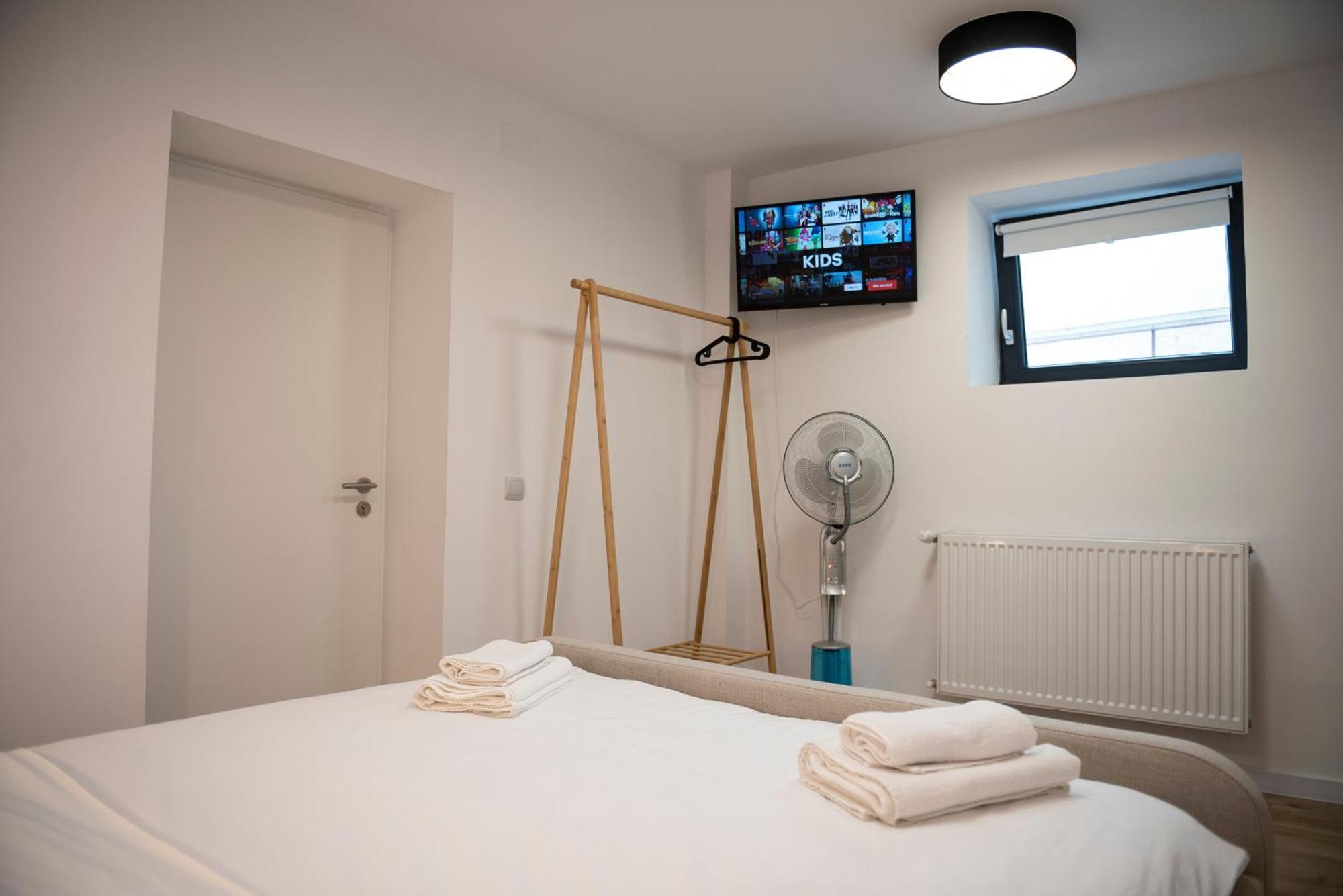 Lazynest Residence Bucharest Room photo
