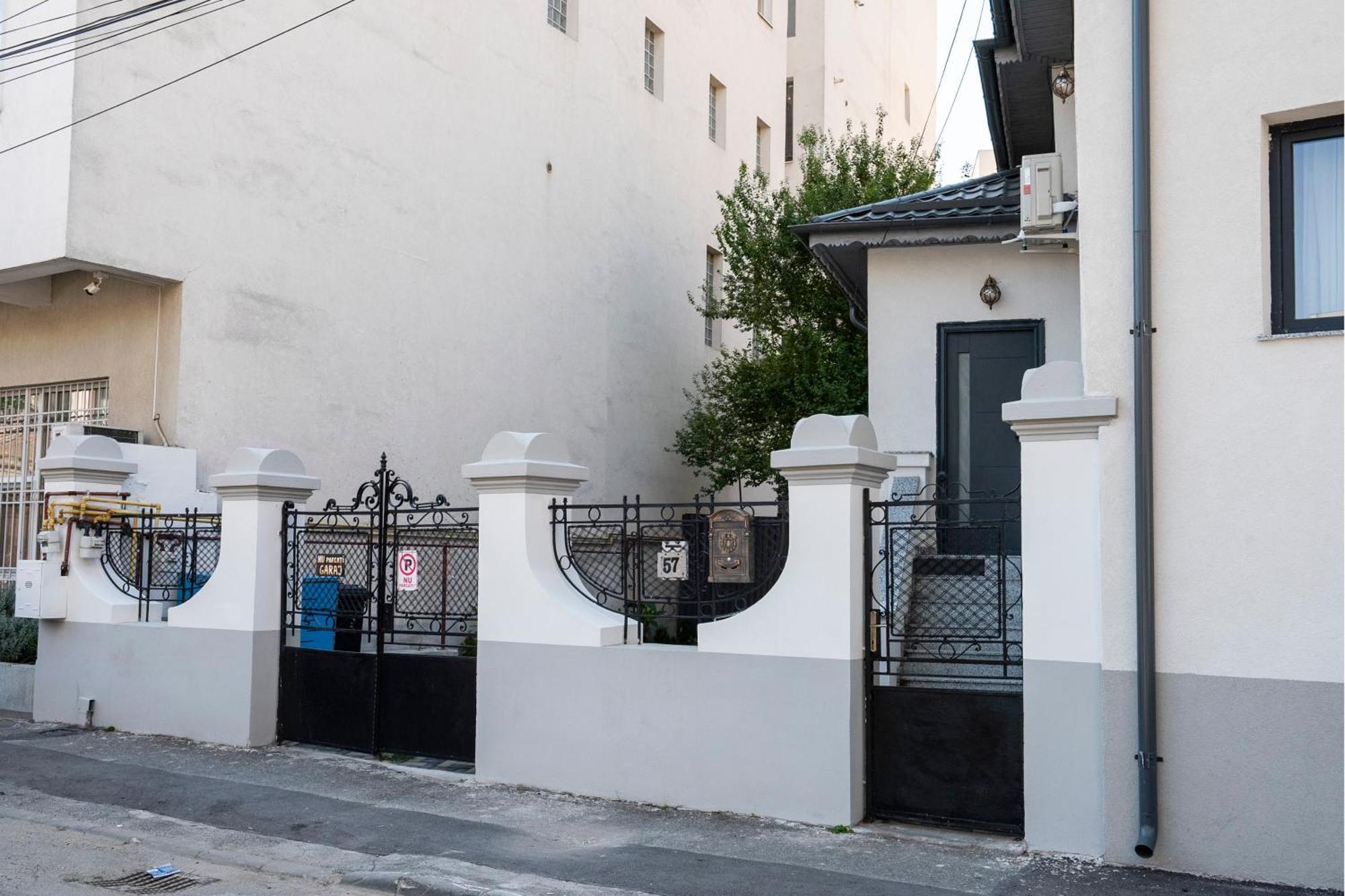 Lazynest Residence Bucharest Exterior photo