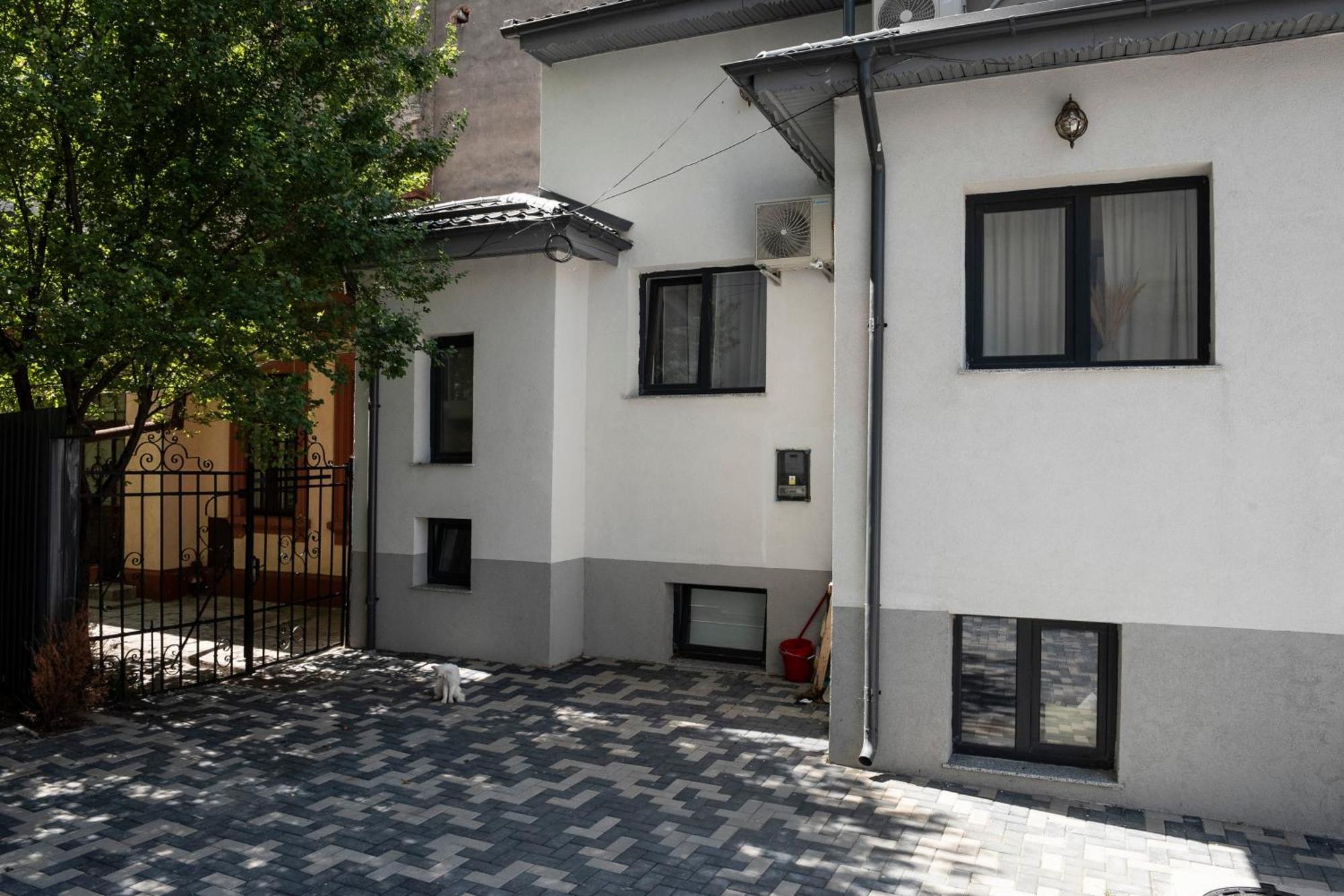 Lazynest Residence Bucharest Exterior photo
