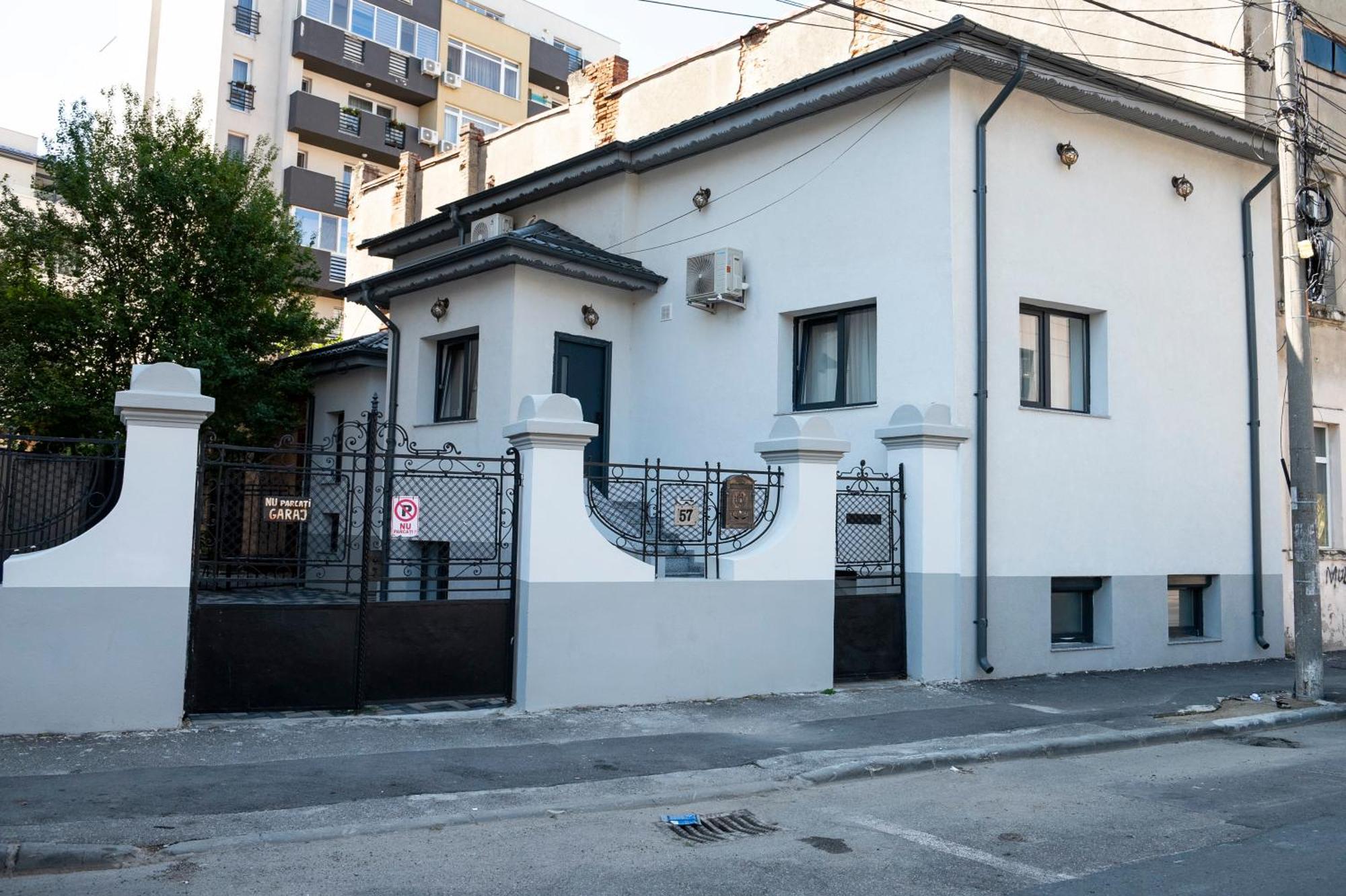 Lazynest Residence Bucharest Exterior photo
